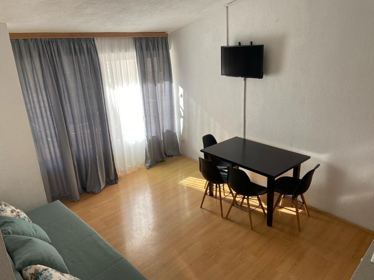 Apartman Polegubic Biograd Na Moru Exterior photo
