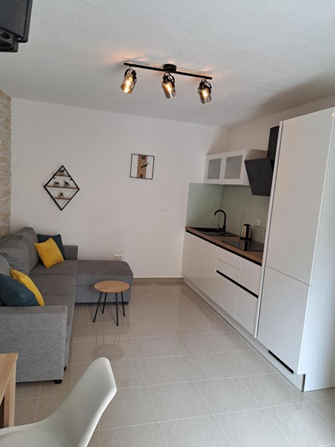 Apartman Polegubic Biograd Na Moru Exterior photo