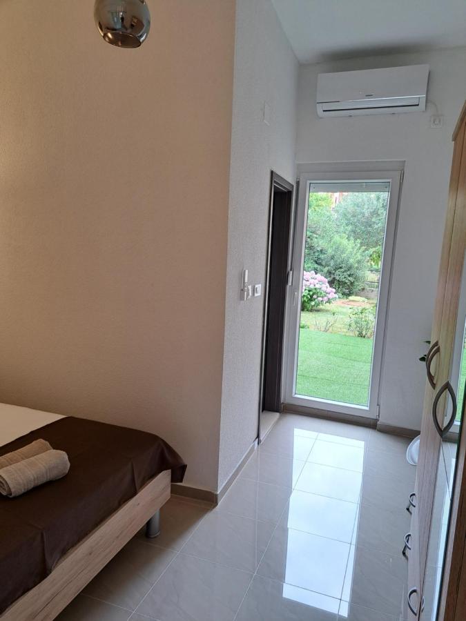 Apartman Polegubic Biograd Na Moru Exterior photo
