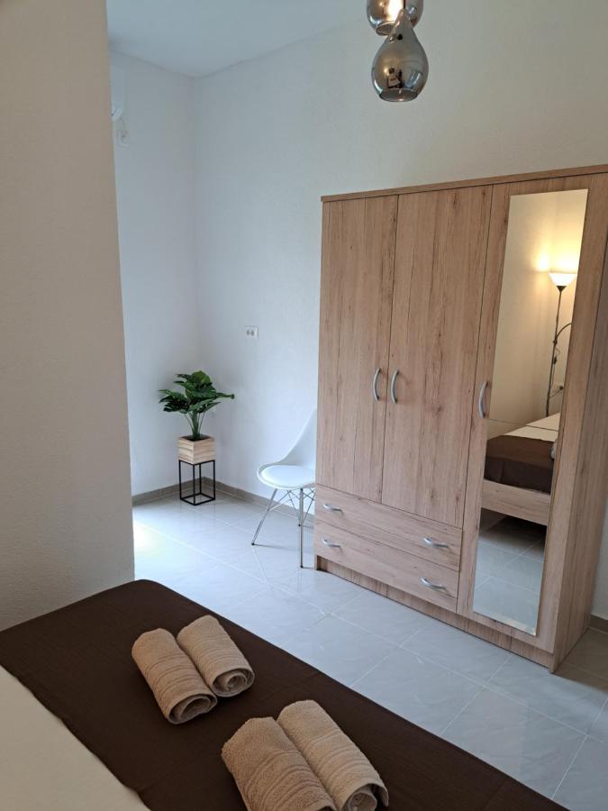 Apartman Polegubic Biograd Na Moru Exterior photo