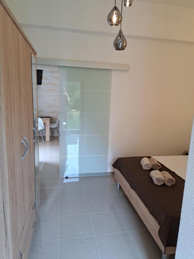 Apartman Polegubic Biograd Na Moru Exterior photo